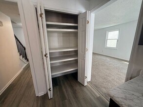 1523 W Daytona Dr in Peoria, IL - Building Photo - Building Photo