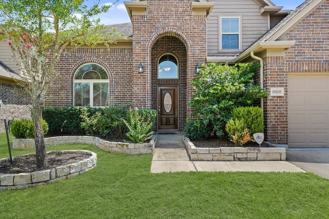 19119 Arcadia Cove Ct in Cypress, TX - Building Photo - Building Photo