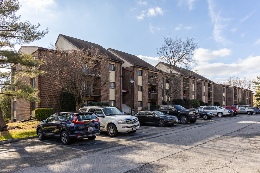 Brookmill Condominiums in Laurel, MD - Building Photo