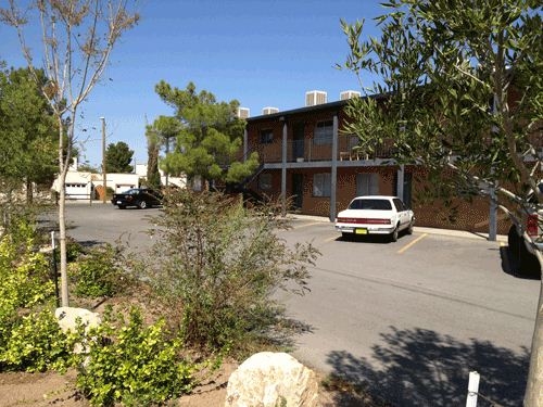 Casa Pueblo & Foster Apartments in Las Cruces, NM - Building Photo