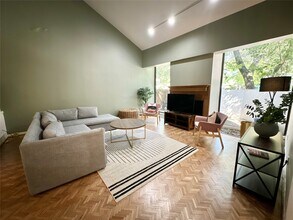 2607 Rice Boulevard in West University Place, TX - Building Photo - Building Photo