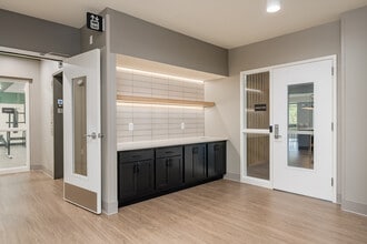 Midwell in Minneapolis, MN - Building Photo - Lobby