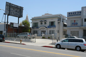 3040 W 7th St in Los Angeles, CA - Building Photo - Building Photo