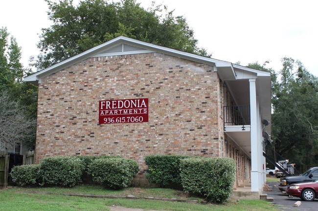 Fredonia Apartments in Nacogdoches, TX - Building Photo - Building Photo