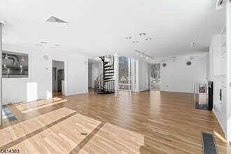 2 Old Mill Rd in North Caldwell, NJ - Building Photo - Building Photo