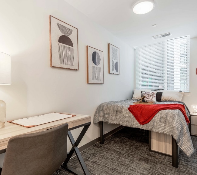 4350 Knox Rd in College Park, MD - Foto de edificio - Building Photo