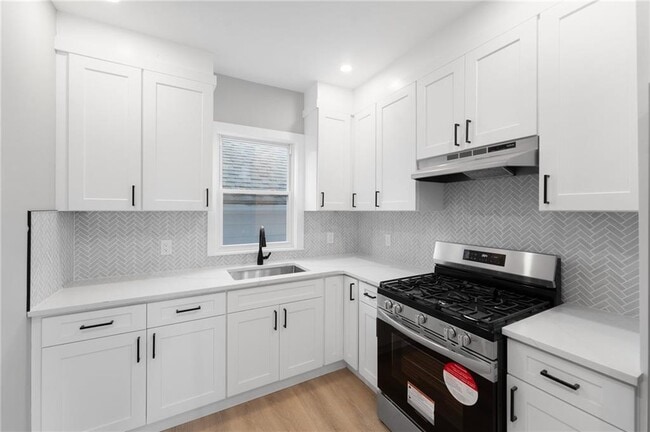 property at 735 Broadway