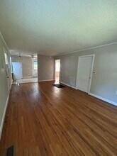 2331 Wesley Dr in Columbia, SC - Building Photo - Building Photo