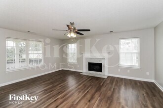 444 Birchwood Dr in Temple, GA - Foto de edificio - Building Photo