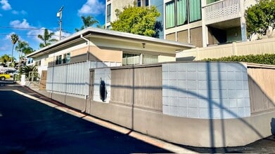 1327 La Palma St in San Diego, CA - Building Photo - Building Photo