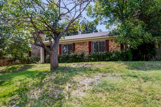 1741 Crystal Way in Plano, TX - Building Photo - Building Photo