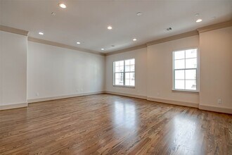 4031 Bellefontaine in Houston, TX - Building Photo - Building Photo