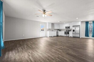 327 Hiracheta Dr in New Home, TX - Building Photo