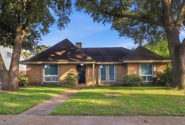 property at 21131 Park Brook Dr