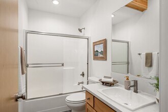 1877 Notre Dame Blvd in Chico, CA - Building Photo - Building Photo