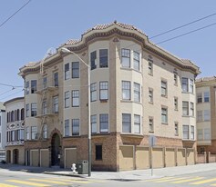 1895 Chestnut St in San Francisco, CA - Building Photo