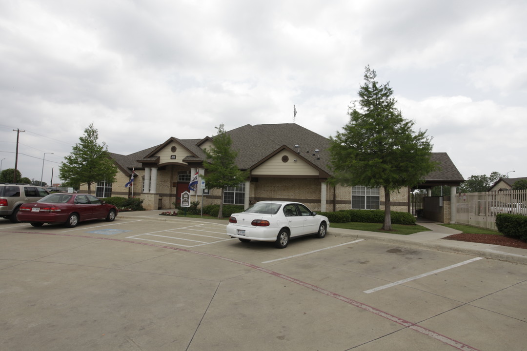 Lakeview Townhomes in Dallas, TX - Building Photo