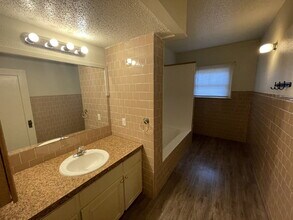 5302 23rd St in Lubbock, TX - Building Photo - Building Photo