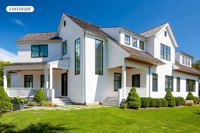 property at 173 Bay St