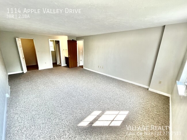 1114 Apple Valley Dr in Red Lion, PA - Building Photo - Building Photo