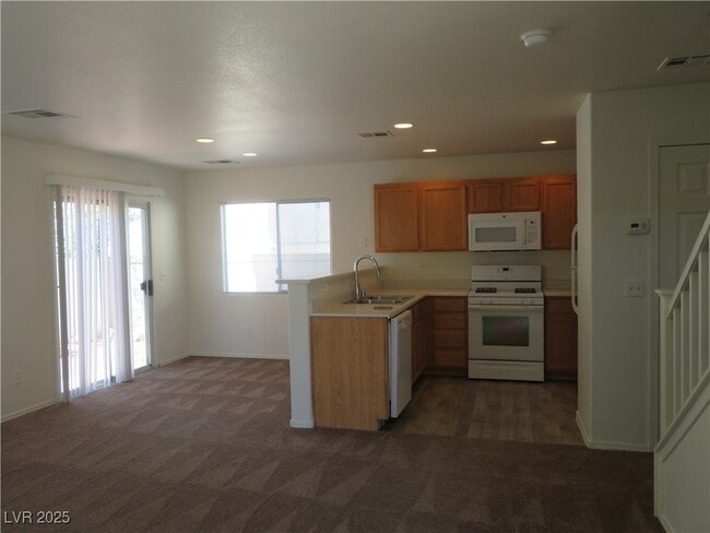 954 Coronado Peak Ave in Las Vegas, NV - Building Photo - Building Photo