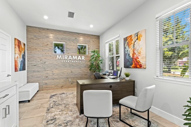 Miramar in Kissimmee, FL - Foto de edificio - Building Photo