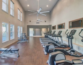 10043 N Capital of Texas Hwy in Austin, TX - Building Photo - Building Photo