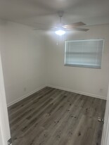732 62nd Ave N in St. Petersburg, FL - Building Photo
