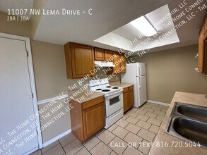 11007 NW Lema Dr in Kansas City, MO - Building Photo - Building Photo