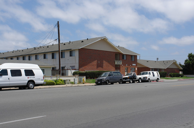 1624-1630 Coronado Ave in San Diego, CA - Building Photo - Building Photo