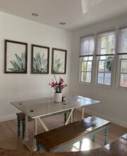 1127 20th St, Unit 1 in Santa Monica, CA - Building Photo - Building Photo