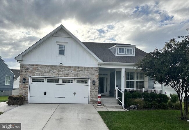 property at 29495 Glenwood Dr