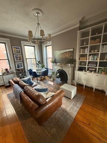 2 Harvard Pl in Boston, MA - Building Photo