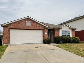 8429 Beaufort Ct in Fort Worth, TX - Building Photo