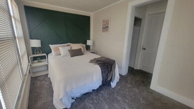 4829 Calvert St, Unit 1 in Lincoln, NE - Foto de edificio - Building Photo