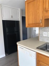 59 Colonial Rd in Stamford, CT - Building Photo - Building Photo