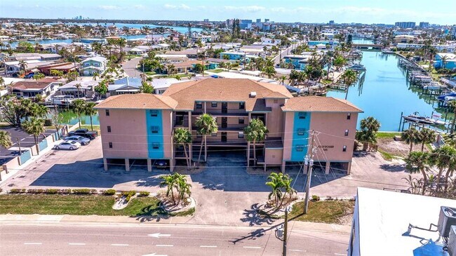 145 116th Ave in Treasure Island, FL - Building Photo - Building Photo