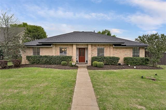 property at 2600 Summertree Dr