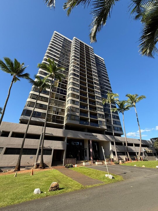 2724 Kahoaloha Ln in Honolulu, HI - Foto de edificio