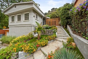 1628 N Beverly Glen Blvd in Los Angeles, CA - Building Photo