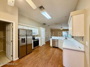 1691 Dockside Dr in Orange Park, FL - Building Photo - Building Photo