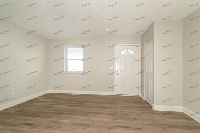 2632 Falcons Way in St. Charles, MO - Building Photo - Building Photo