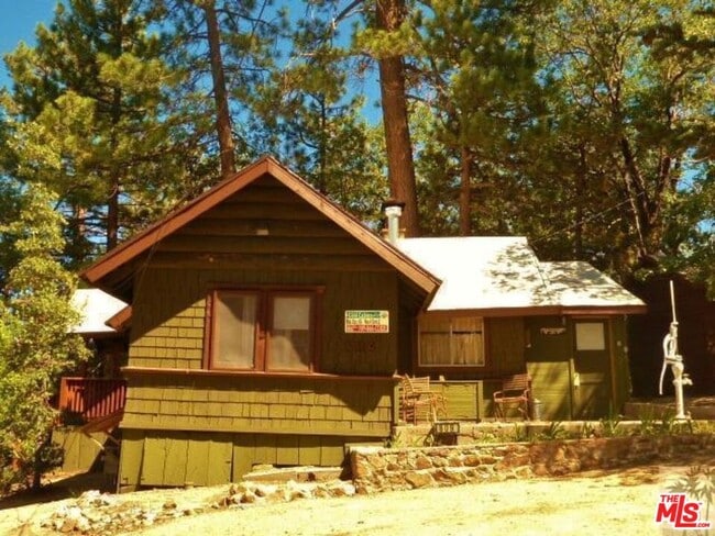 809 Talmadge Rd in Big Bear Lake, CA - Building Photo - Building Photo