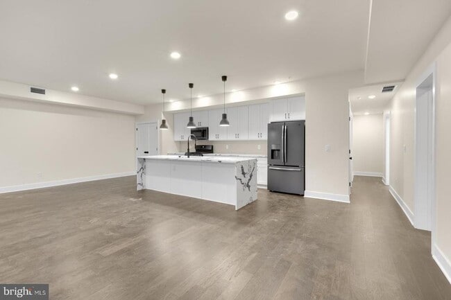 property at 1868 Frankford Ave