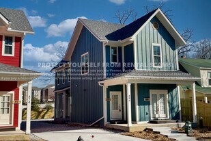 101 S Hill Ave in Fayetteville, AR - Building Photo