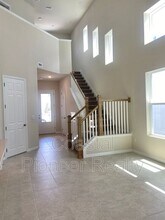 28613 Cozy Creek Dr in Wesley Chapel, FL - Foto de edificio - Building Photo