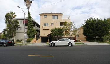 545 E Angeleno Ave in Burbank, CA - Foto de edificio - Building Photo