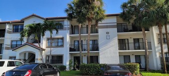 540 S Park Rd in Hollywood, FL - Building Photo