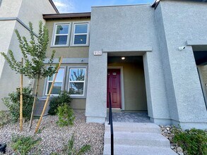 9126 Hitmaker St in Las Vegas, NV - Building Photo - Building Photo