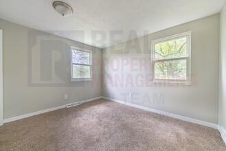 5 bd, 2 ba, 1,548 Sq. Ft. in Cleveland, OH - Building Photo - Building Photo